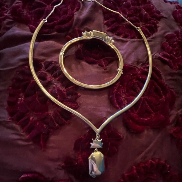 Stunning Vince Camuto Set ♥️ - Picture 10 of 13